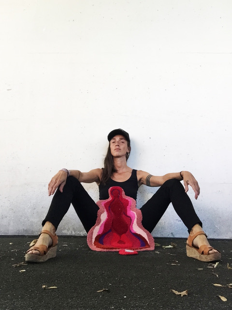 Überwältigende Frauen*körper